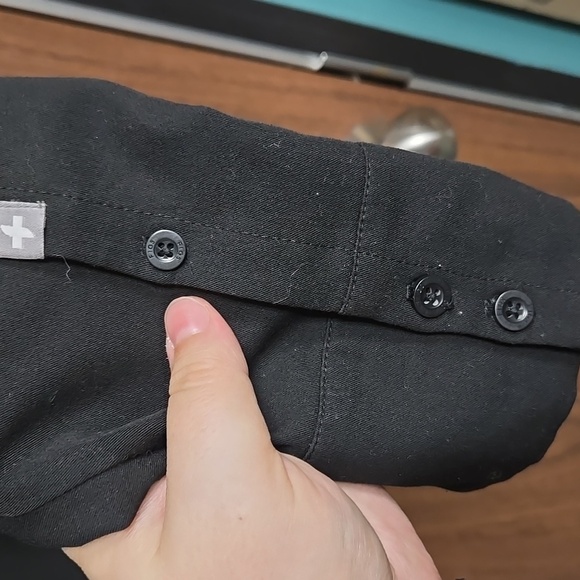 Figs Size S Black Longsleeve Technical Collection Scrub Top - Picture 7 of 9